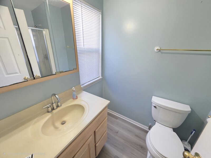 356 Woodview Circle Elgin IL 60120