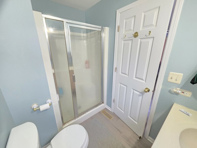 356 Woodview Circle Elgin IL 60120