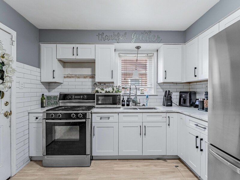 2804 W 85th Street Chicago IL 60652