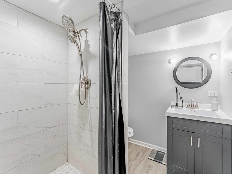 2804 W 85th Street Chicago IL 60652