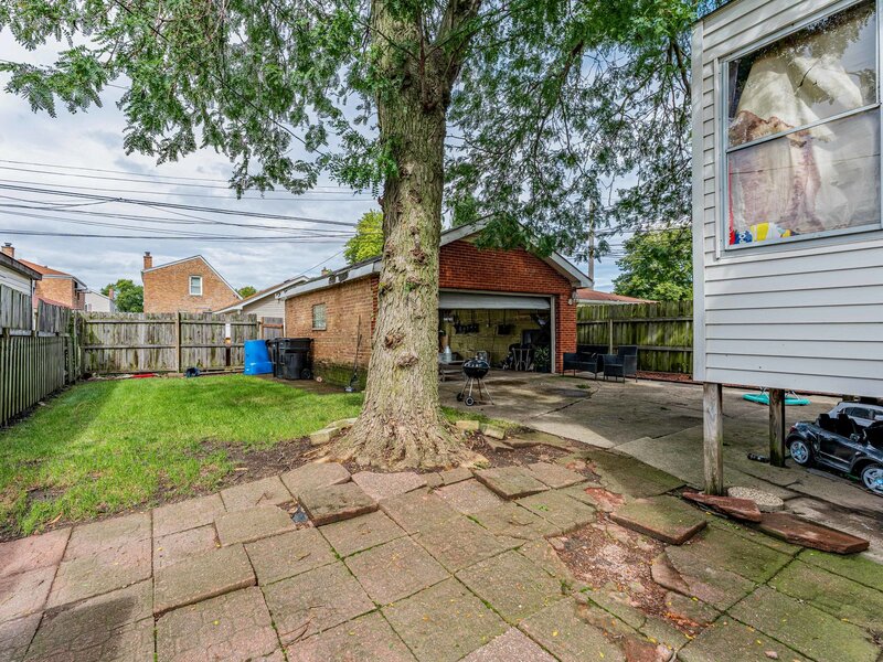 2804 W 85th Street Chicago IL 60652