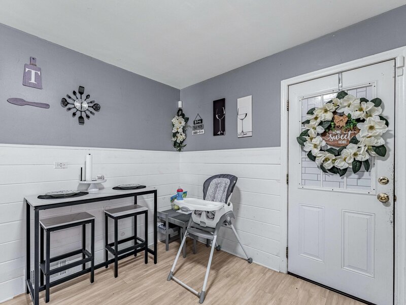 2804 W 85th Street Chicago IL 60652