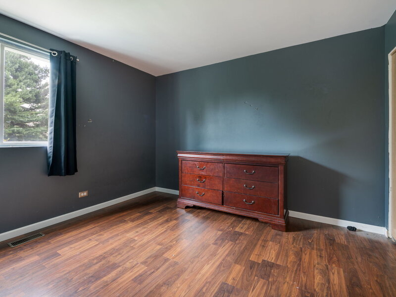 101 Eisenhower Drive Oswego IL 60543