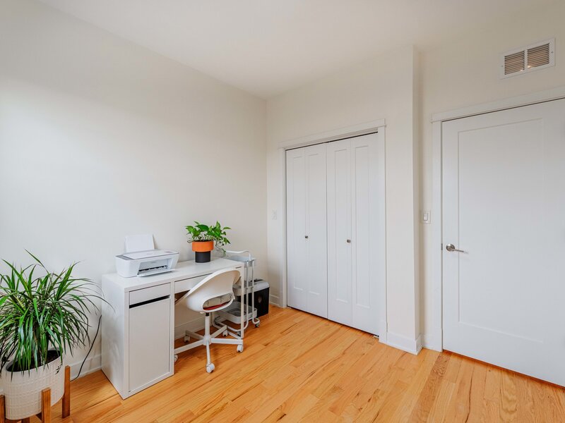 3239 S Stewart Avenue Chicago IL 60616