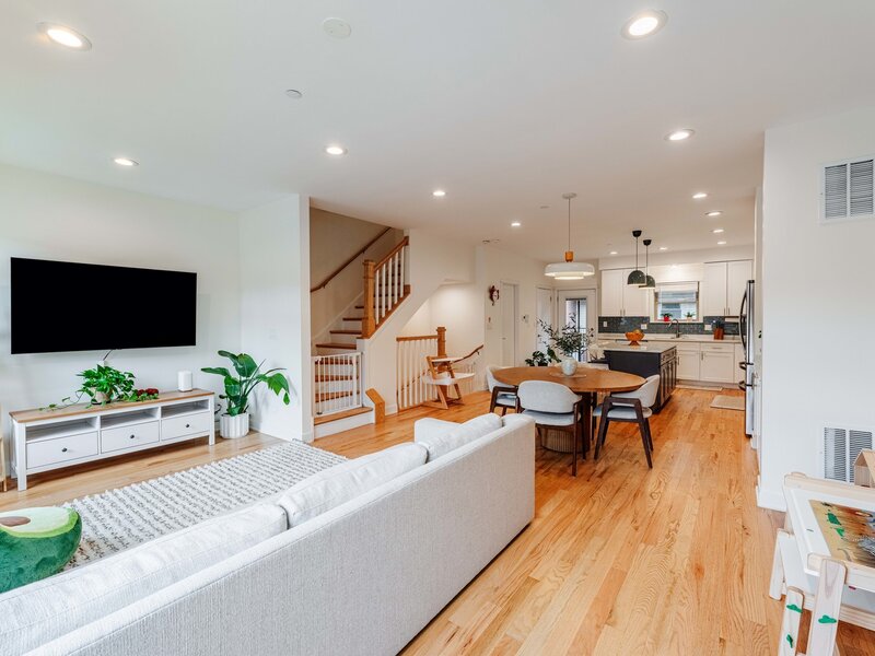 3239 S Stewart Avenue Chicago IL 60616