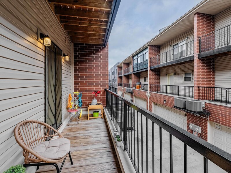3239 S Stewart Avenue Chicago IL 60616