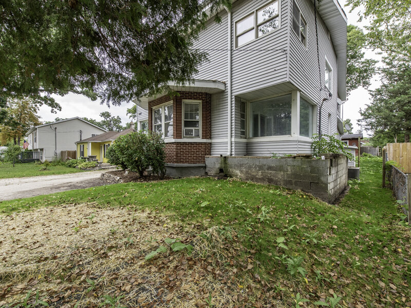 33827 N Oak Street Grayslake IL 60030