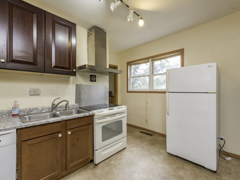 33827 N Oak Street Grayslake IL 60030