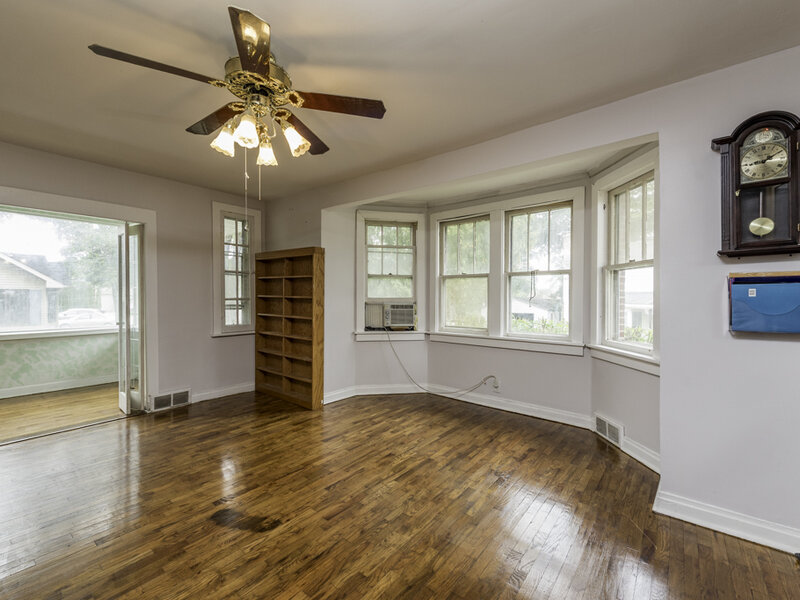 33827 N Oak Street Grayslake IL 60030
