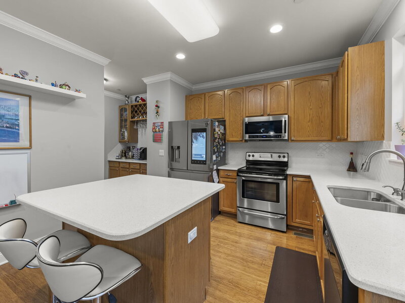 5961 Mackinac Lane Hoffman Estates IL 60192