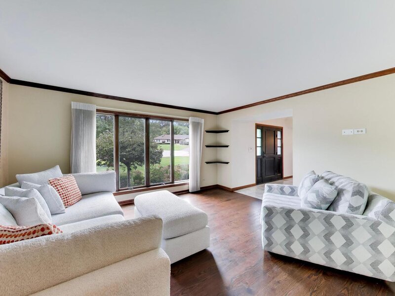 2 Anderson Court West Chicago IL 60185