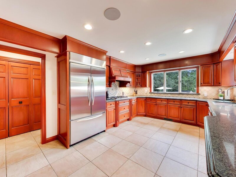 2 Anderson Court West Chicago IL 60185