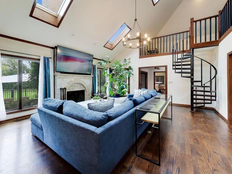 2 Anderson Court West Chicago IL 60185