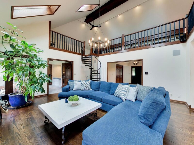 2 Anderson Court West Chicago IL 60185