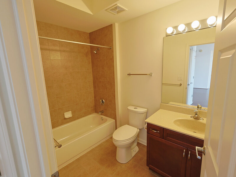 370 S Western Avenue Des Plaines IL 60016
