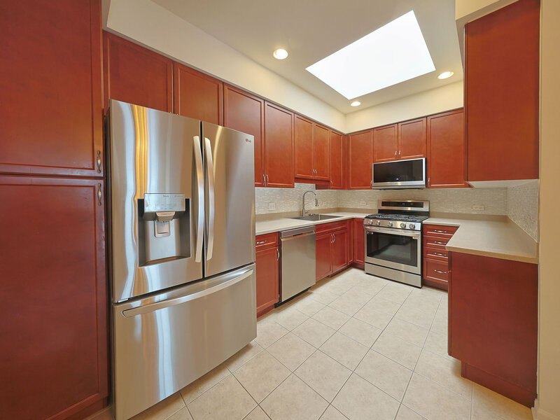 370 S Western Avenue Des Plaines IL 60016