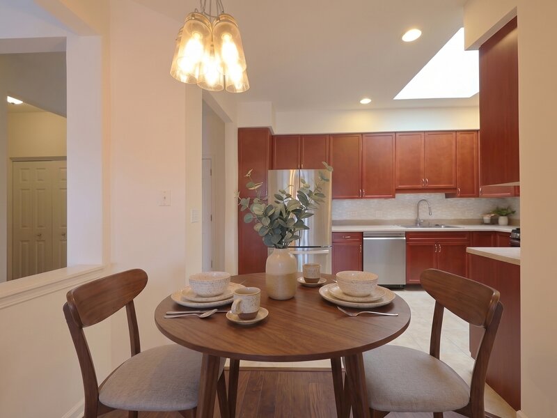 370 S Western Avenue Des Plaines IL 60016