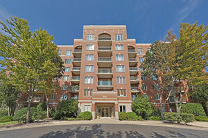 Photo of 370 S Western Avenue Des Plaines IL 60016 Unit 701