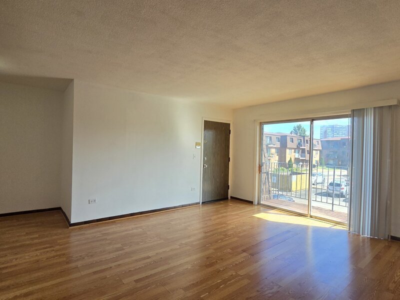 718 Cobblestone Circle Glenview IL 60025