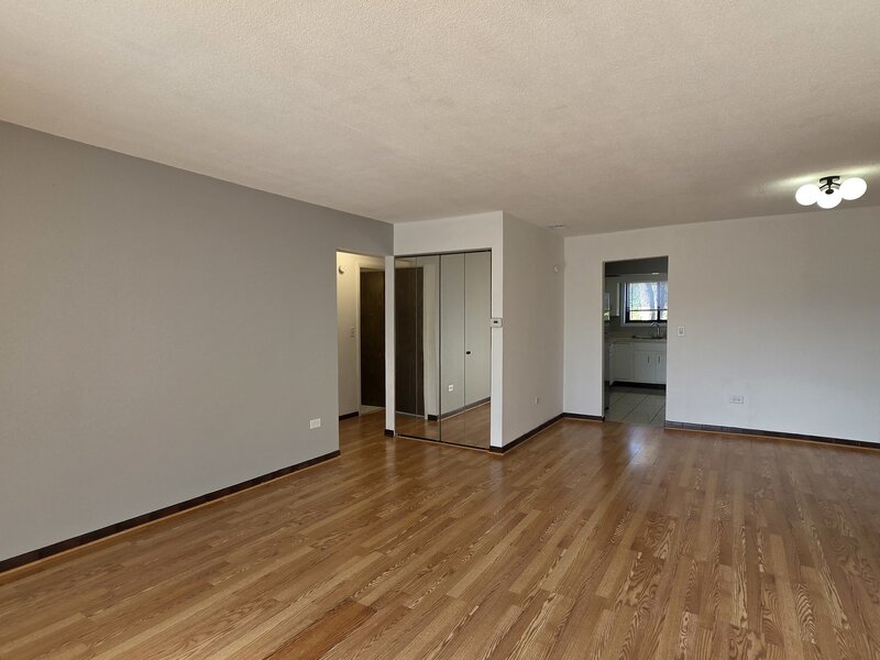 718 Cobblestone Circle Glenview IL 60025