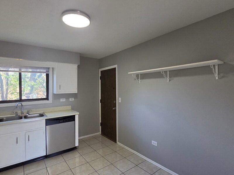 718 Cobblestone Circle Glenview IL 60025