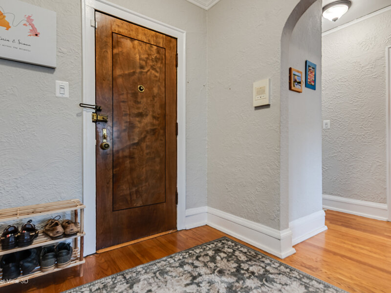 6203 N Oakley Avenue Chicago IL 60659