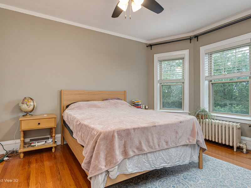 6203 N Oakley Avenue Chicago IL 60659