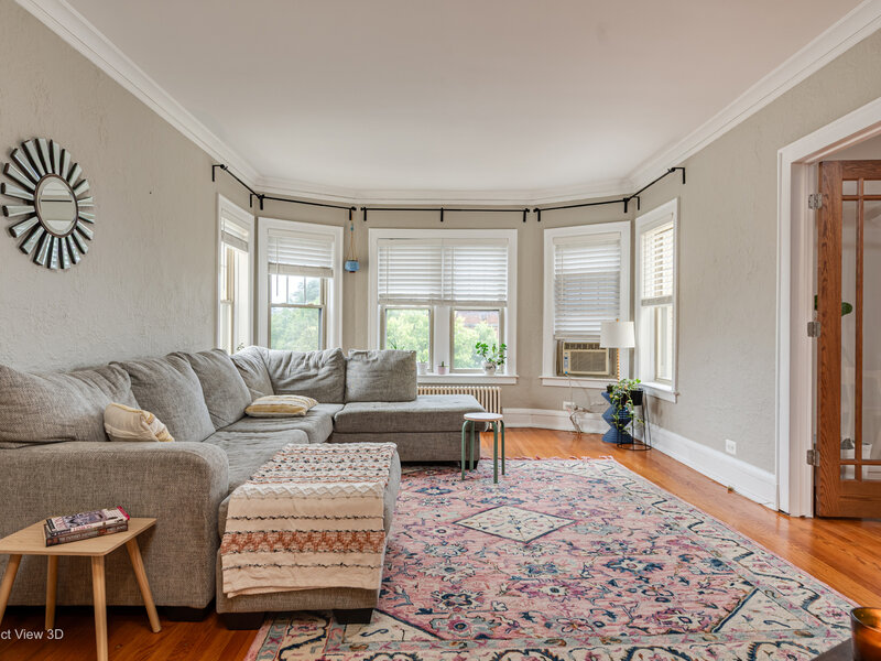 6203 N Oakley Avenue Chicago IL 60659