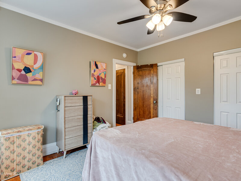 6203 N Oakley Avenue Chicago IL 60659