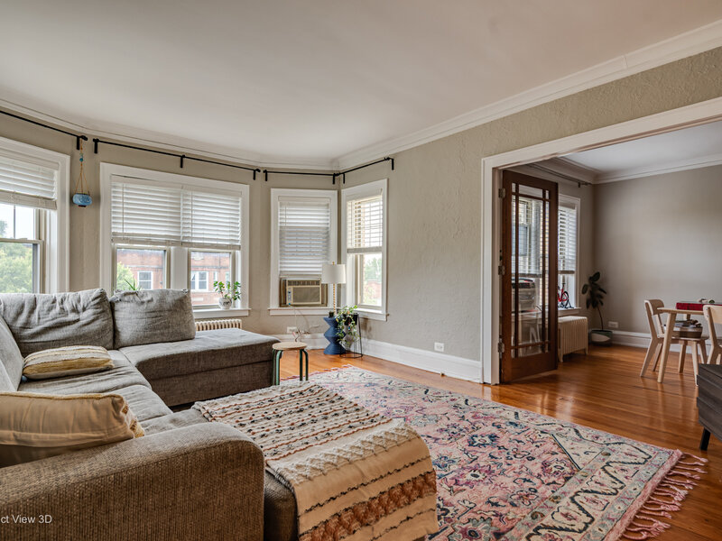 6203 N Oakley Avenue Chicago IL 60659