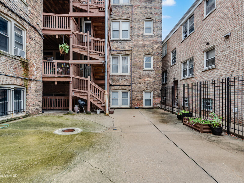 6203 N Oakley Avenue Chicago IL 60659