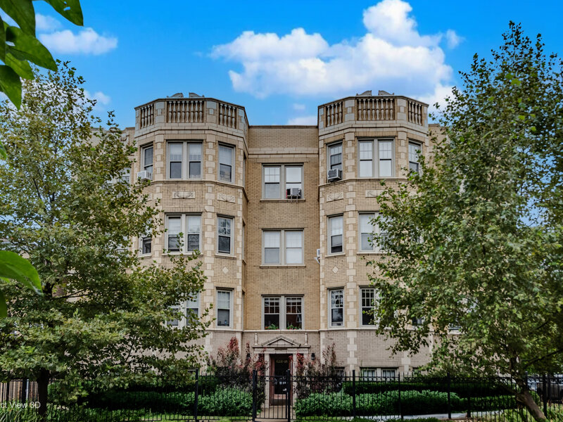 6203 N Oakley Avenue Chicago IL 60659