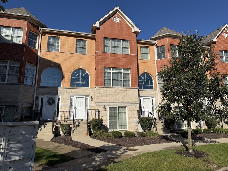 17942 Fountain Circle Orland Park IL 60467