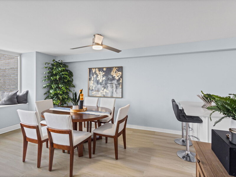 4250 N Marine Drive Chicago IL 60613