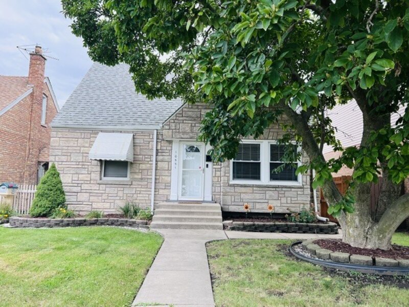 10551 S Kedzie Avenue Chicago IL 60655