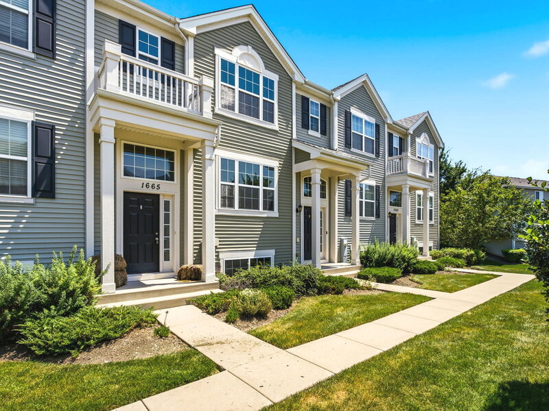 1665 Windward Drive Pingree Grove IL 60140