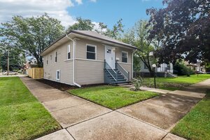 Photo of 1601 S 20th Avenue Maywood IL 60153