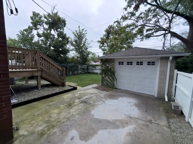 122 Warren Street Calumet City IL 60409