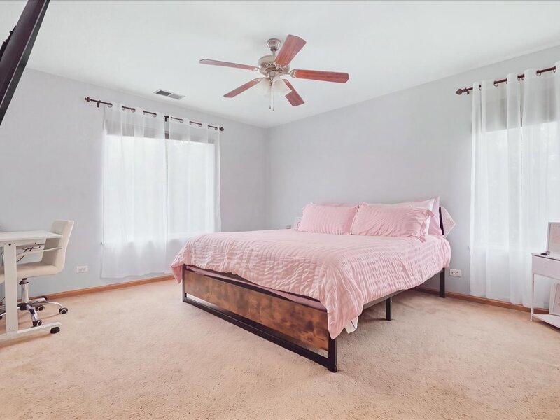 530 W Kristina Lane Round Lake IL 60073