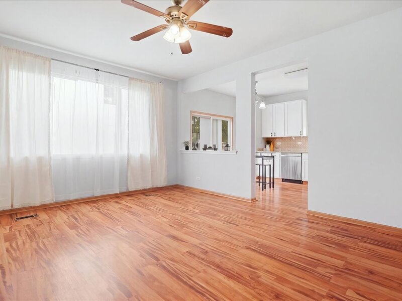 530 W Kristina Lane Round Lake IL 60073
