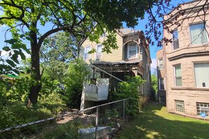 Photo of 7048 S Perry Avenue Chicago IL 60621