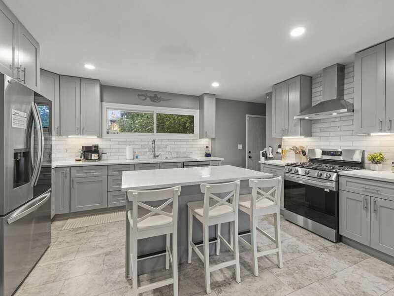 203 Lilac Lane North Aurora IL 60542