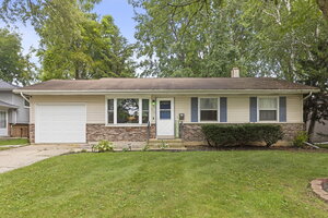 Photo of 203 Lilac Lane North Aurora IL 60542