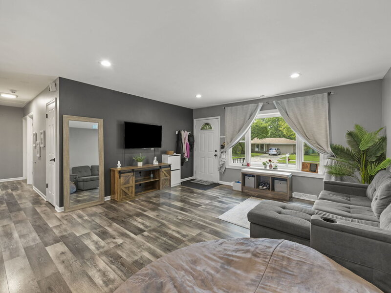 203 Lilac Lane North Aurora IL 60542