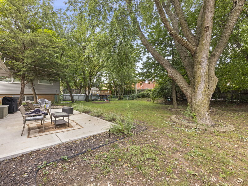 203 Lilac Lane North Aurora IL 60542