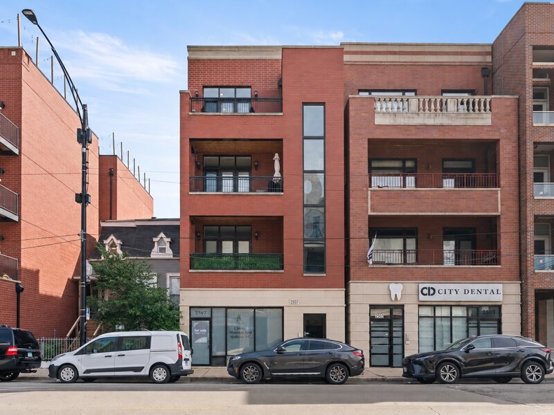 2507 N Halsted Street Chicago IL 60614