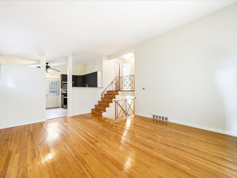 8343 S Kenwood Avenue Chicago IL 60619