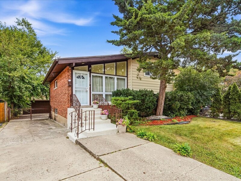 8343 S Kenwood Avenue Chicago IL 60619