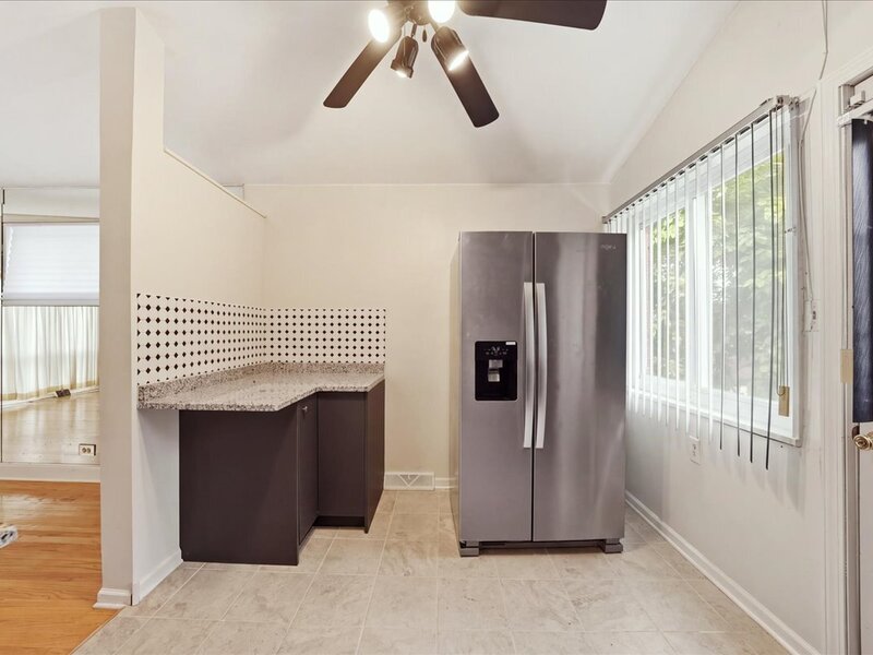 8343 S Kenwood Avenue Chicago IL 60619