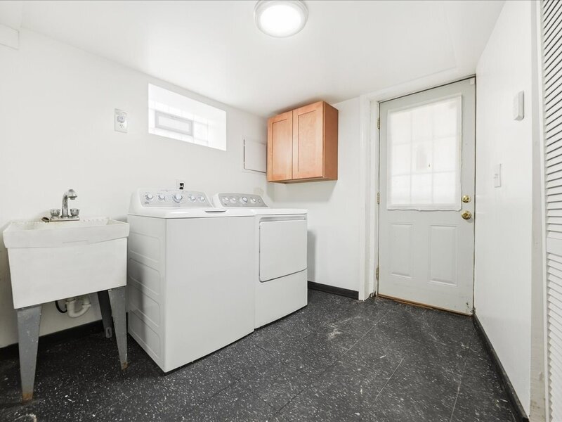 8343 S Kenwood Avenue Chicago IL 60619